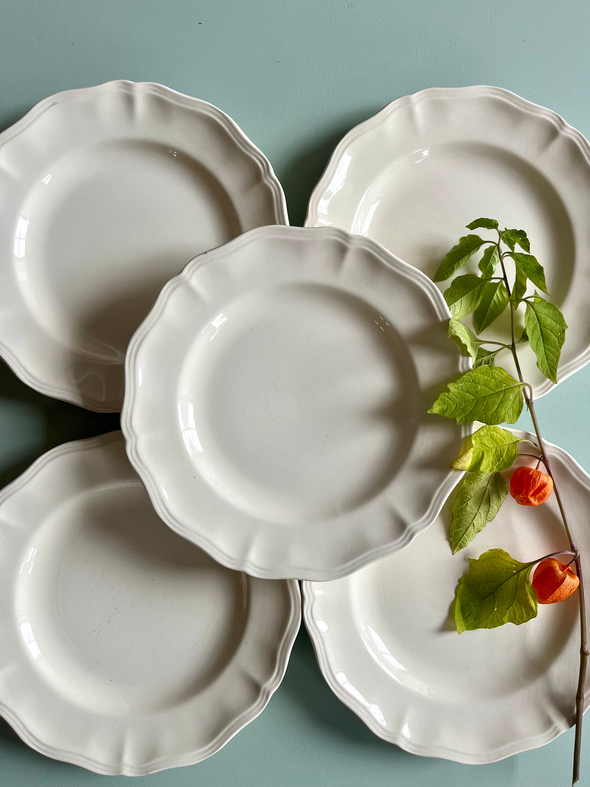 Assiettes anciennes Sarreguemines beige – Lot de 5   Patine