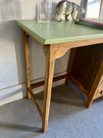 Bureau enfant ancien
