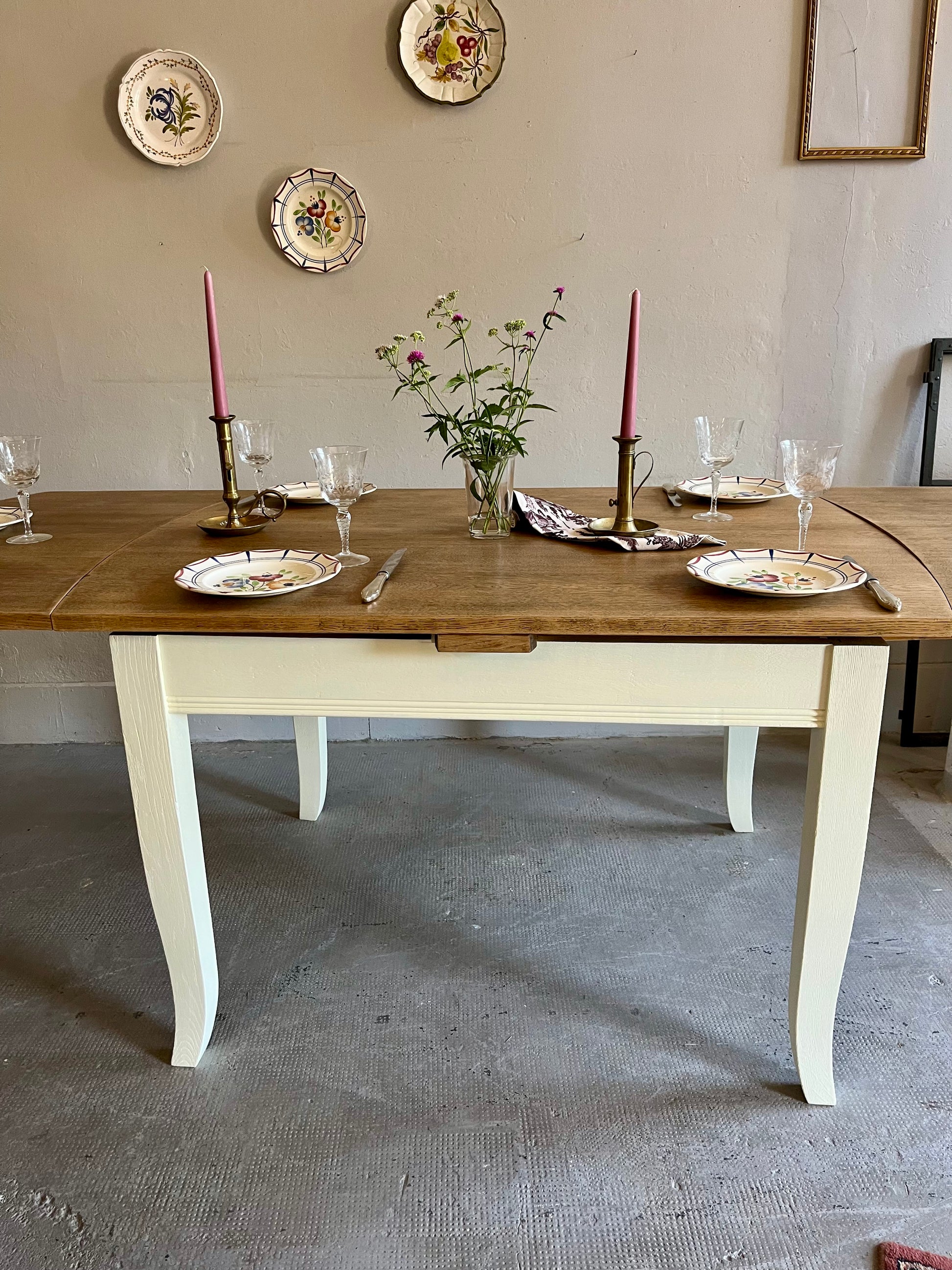 Tables ancienne bois et beige avec allonges  Meubles Patine