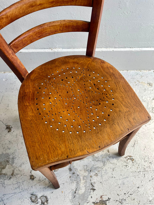 Chaise bistrot ancienne assise étoile