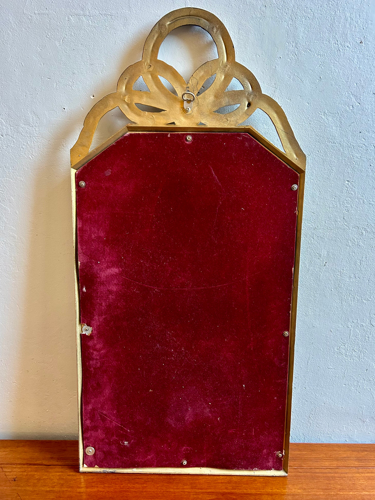 Miroir doré - cadre en métal   Patine