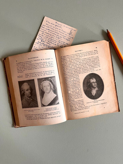 Livre ancien histoire de France  Décoration Patine