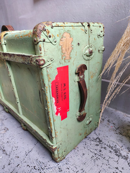 Grande malle de voyage vintage vert d'eau   Patine