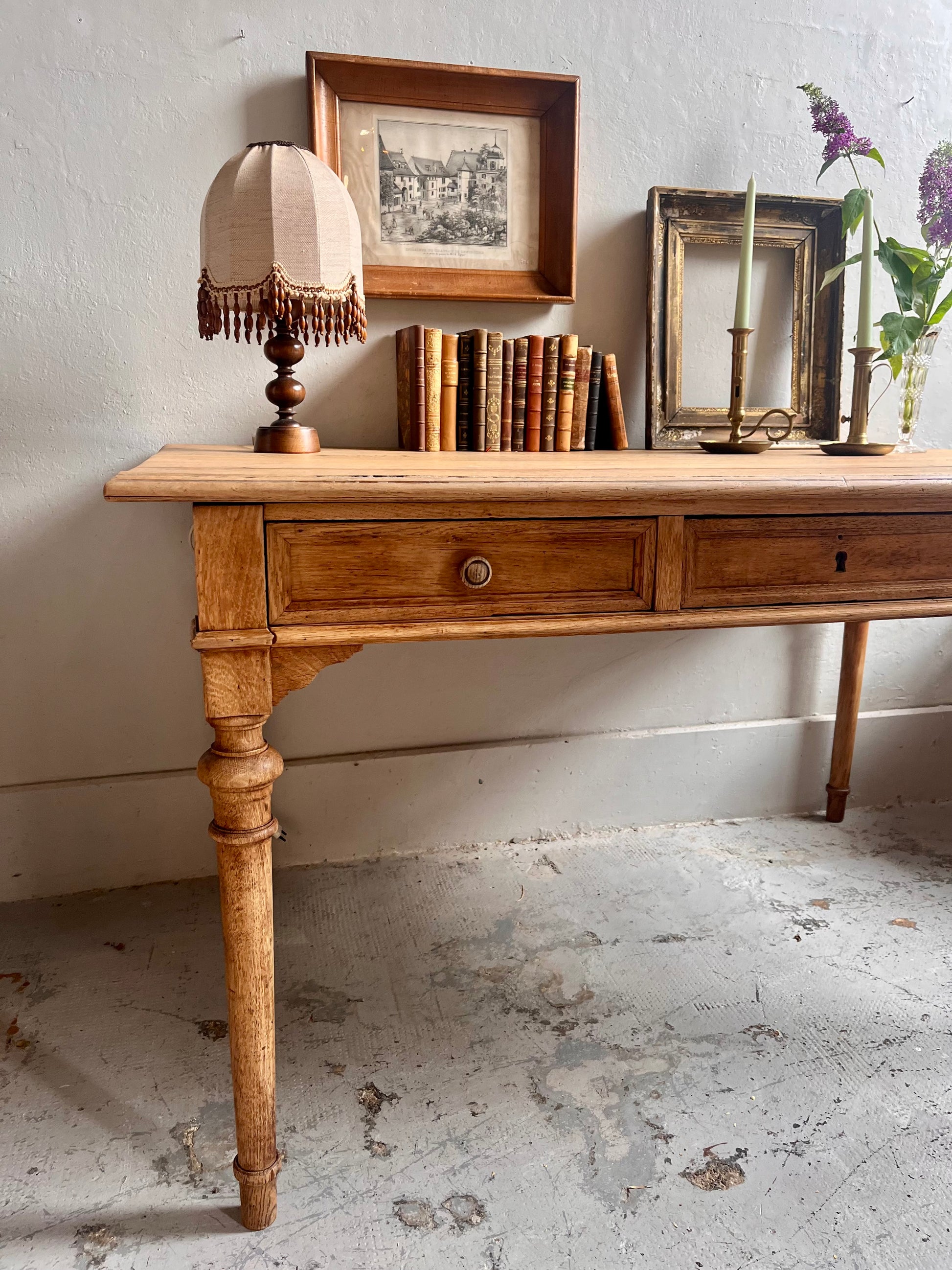 Bureau ancien en chêne/ table   Patine