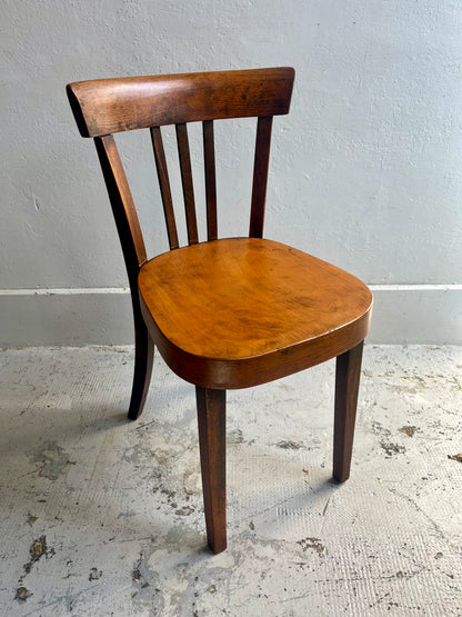 Chaise bistrot ancienne