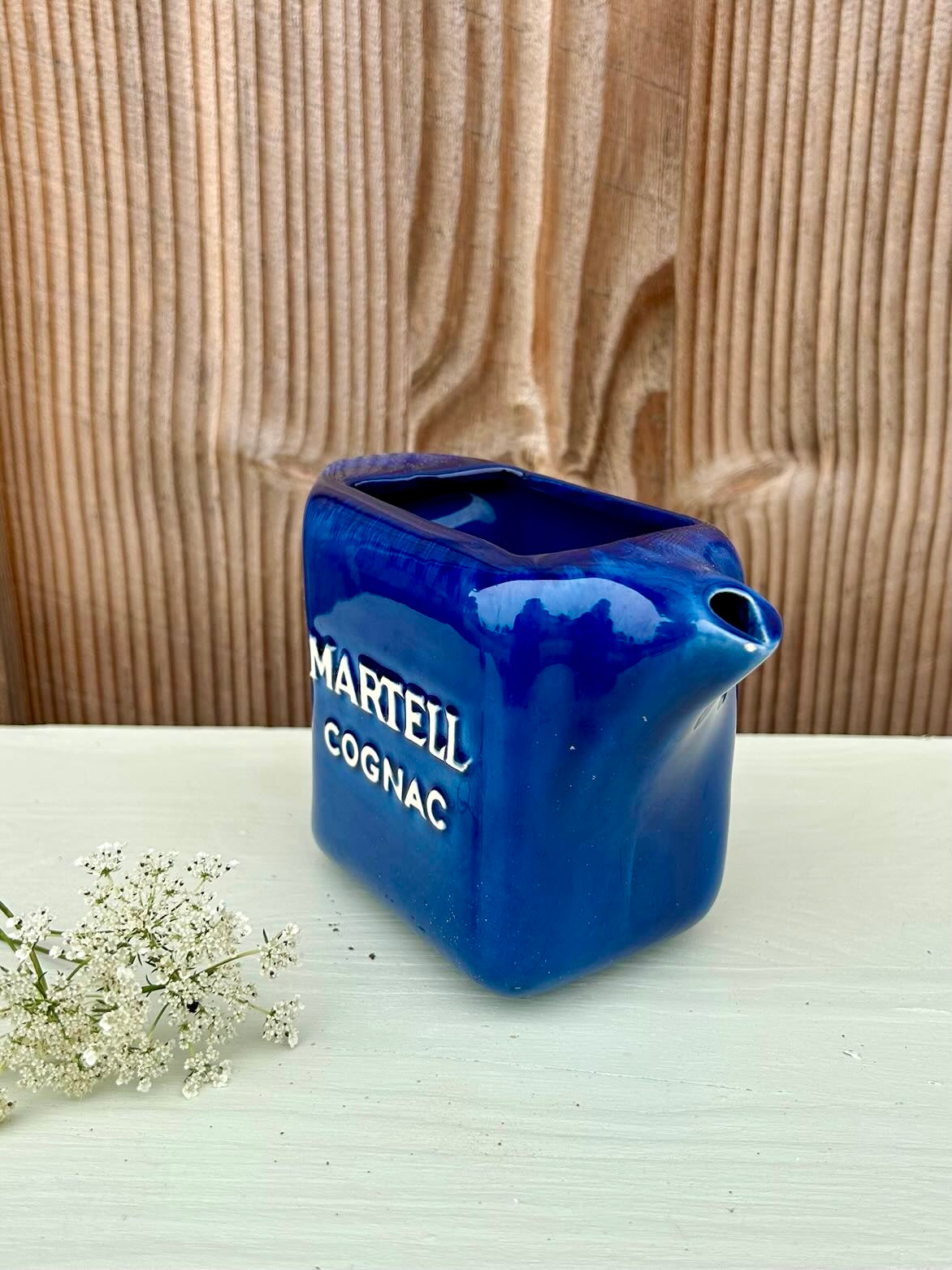 Pichet publicitaire Martell Cognac Saint-Clément  Vaisselle Patine