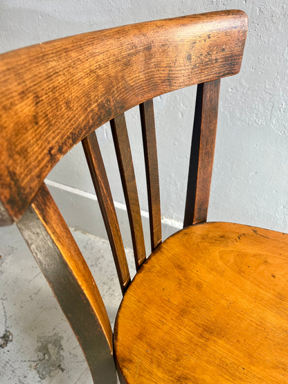 Chaise bistrot ancienne