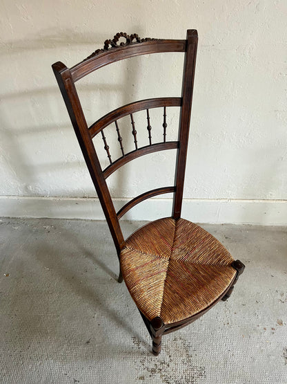 Chaise ancienne Prie Dieu   Patine