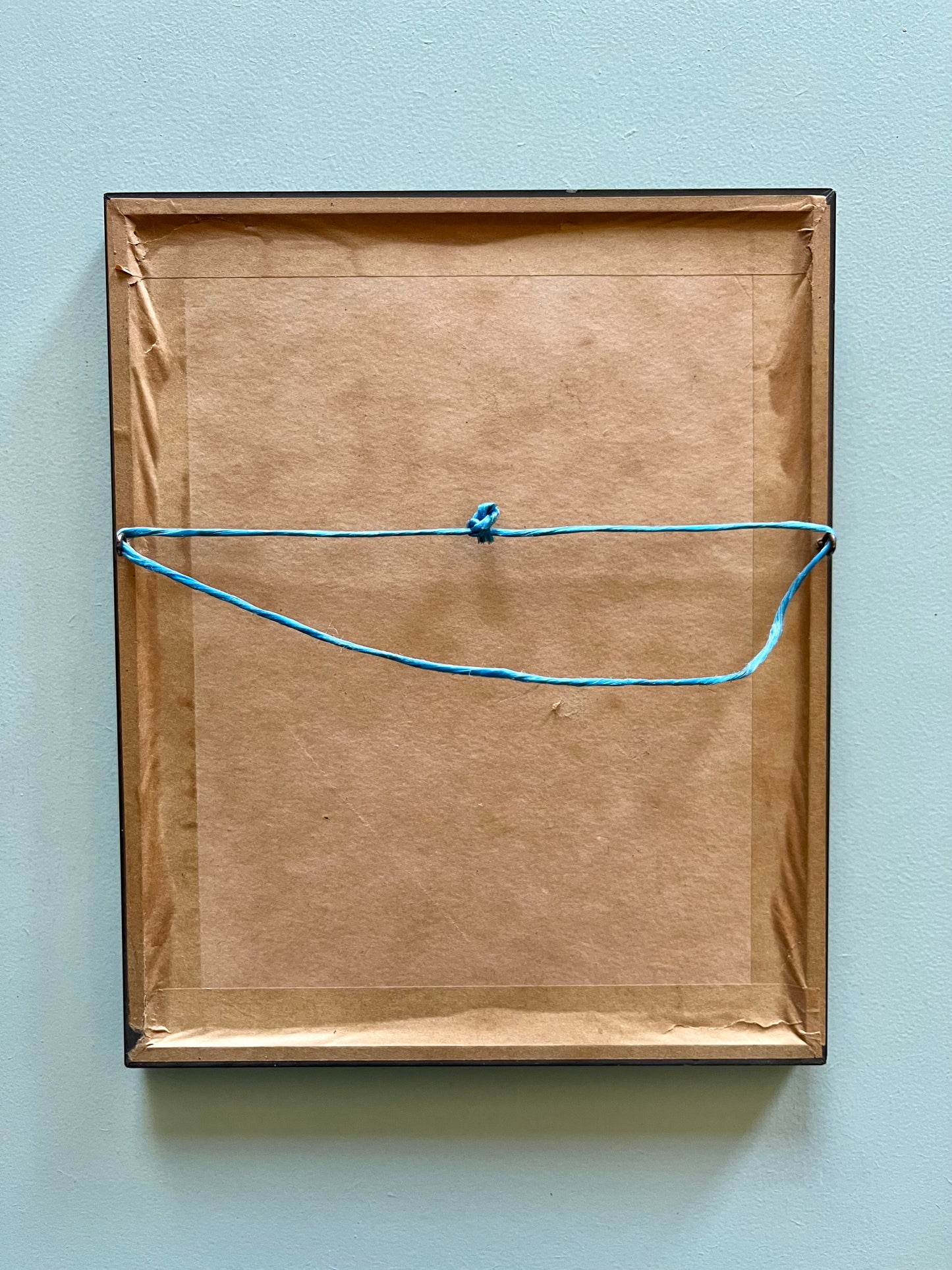 Cadre ancien avec illustration paysage moulin et cascade