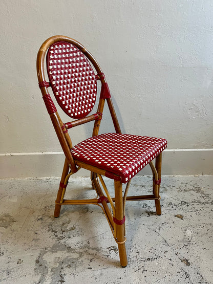 Chaise bistrot de terrasse-style café parisien