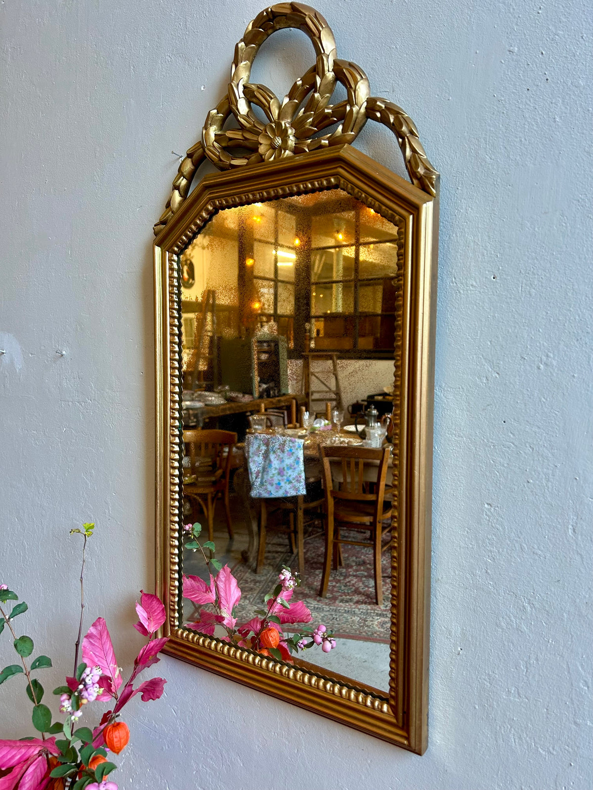 Miroir doré - cadre en métal   Patine