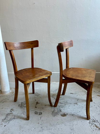 Lot de 2 chaises bistrot anciennes