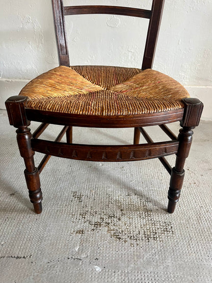 Chaise ancienne Prie Dieu   Patine