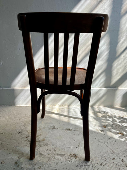 Chaise bistrot ancienne bois foncé