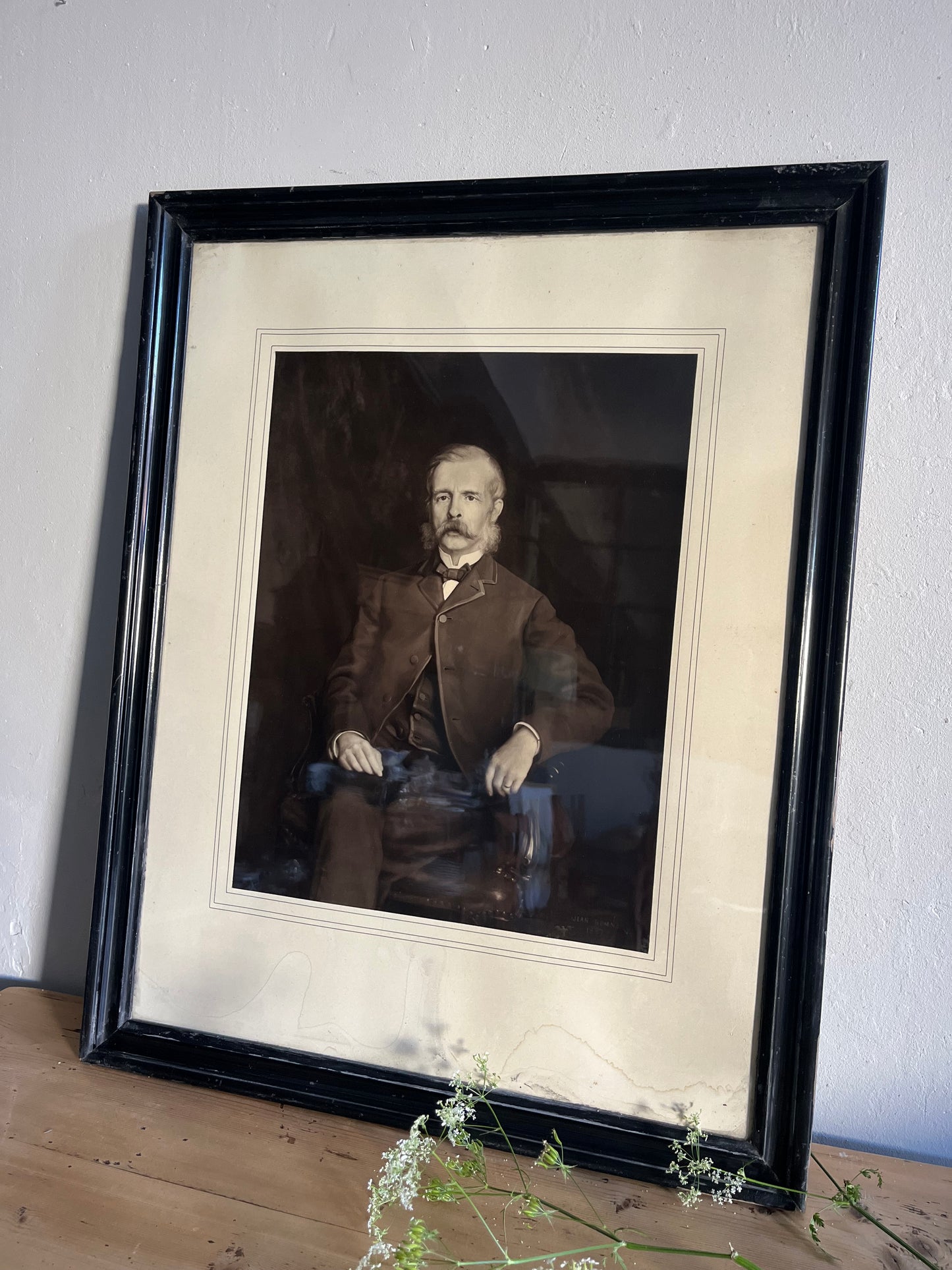 Ancien portrait photographique sous cadre