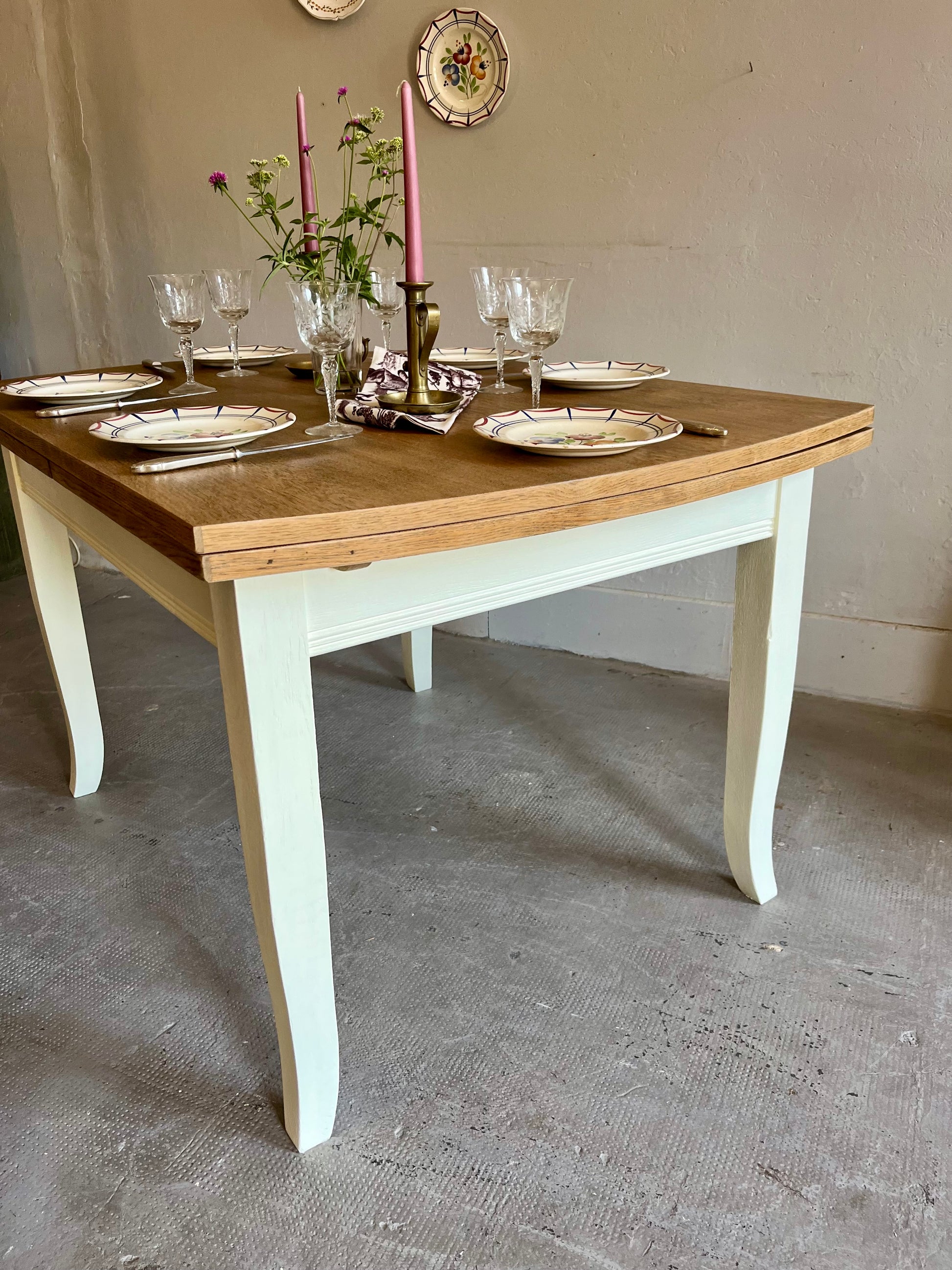 Tables ancienne bois et beige avec allonges  Meubles Patine