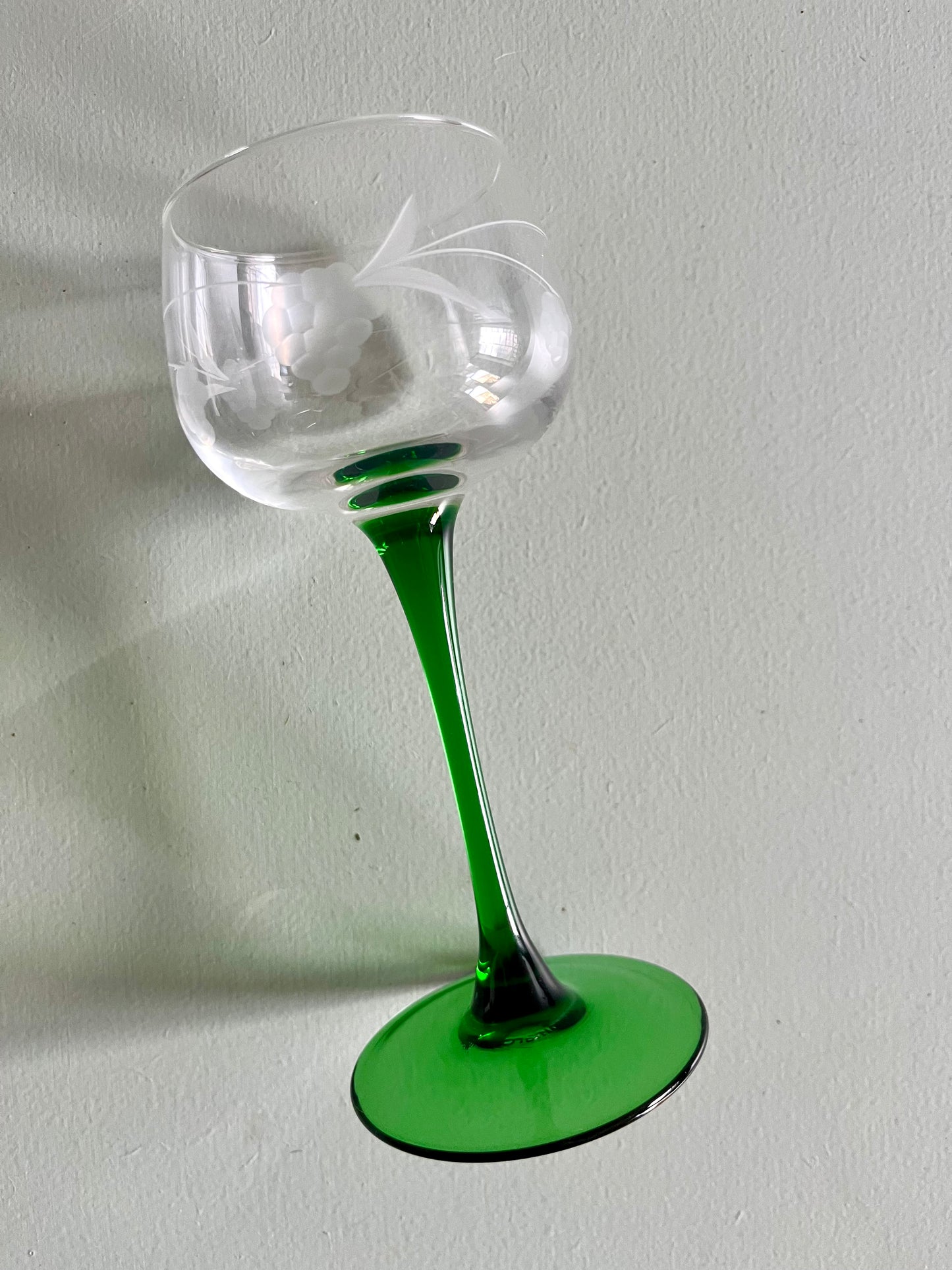 Verres à vin blanc alsaciens gravés  Vaisselle Patine
