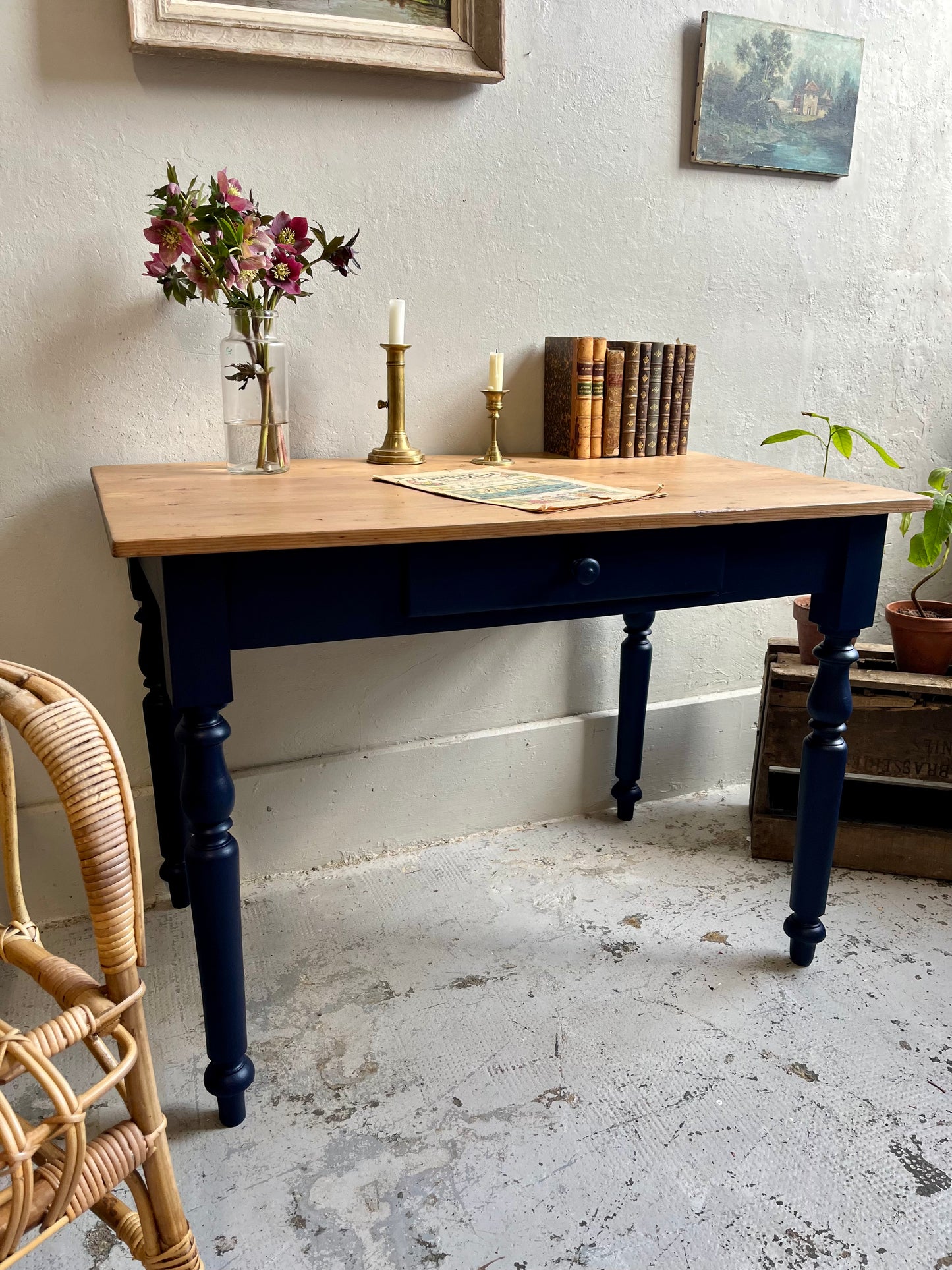 Bureau/table bleu nuit et bois