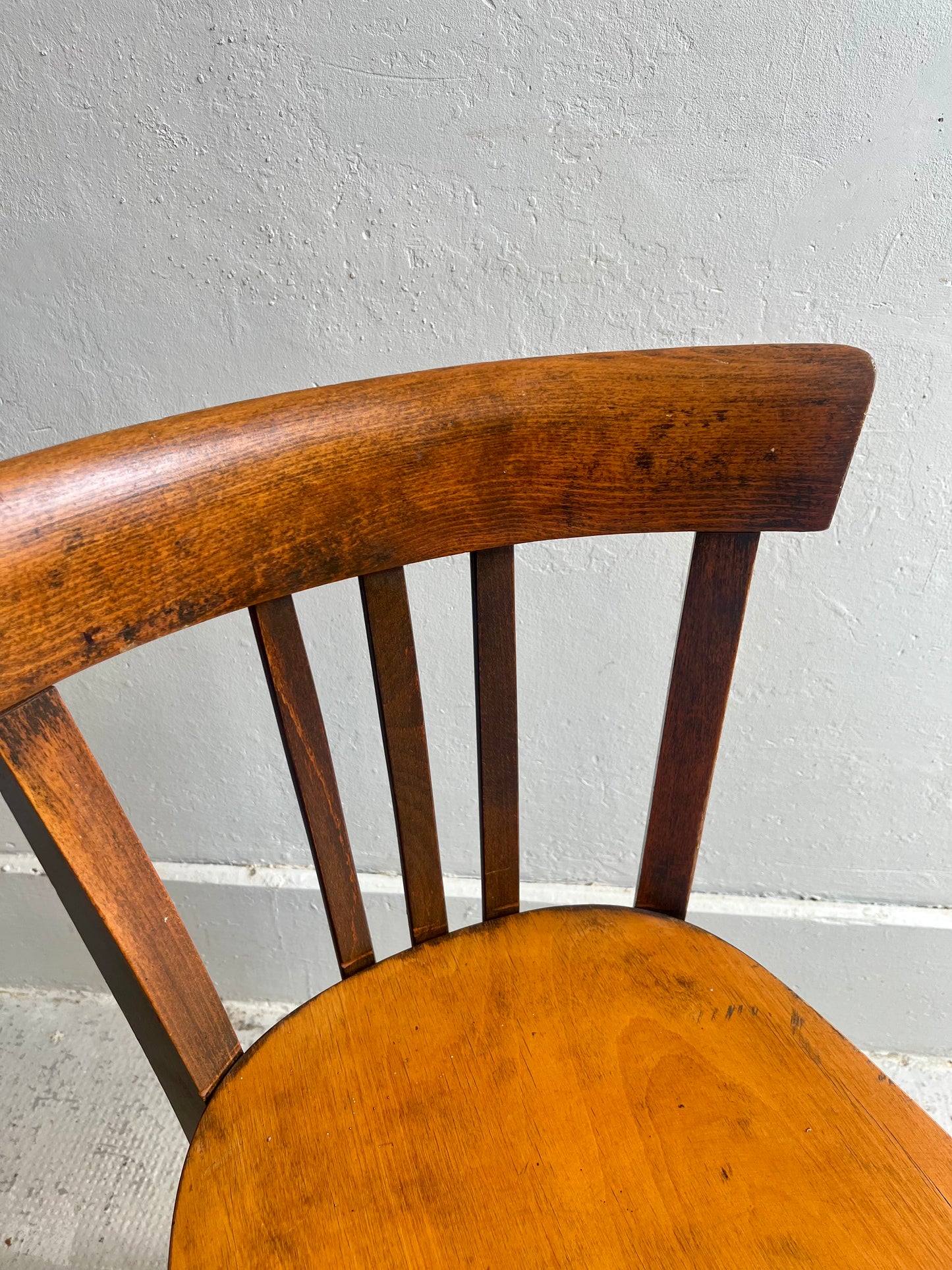 Chaise bistrot ancienne