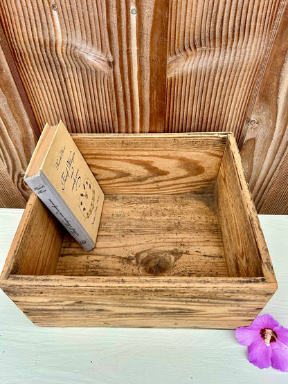 Caisse en bois vintage   Patine