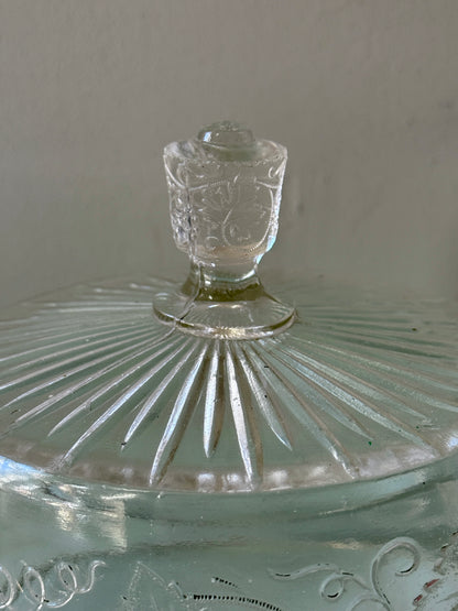 Cloche en verre moulé décor vigne