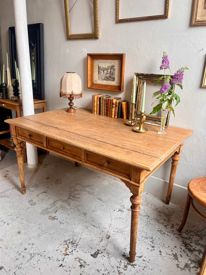 Bureau ancien en chêne/ table   Patine