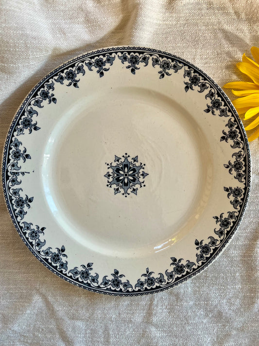 Assiette terre de fer « Gagny »   Patine