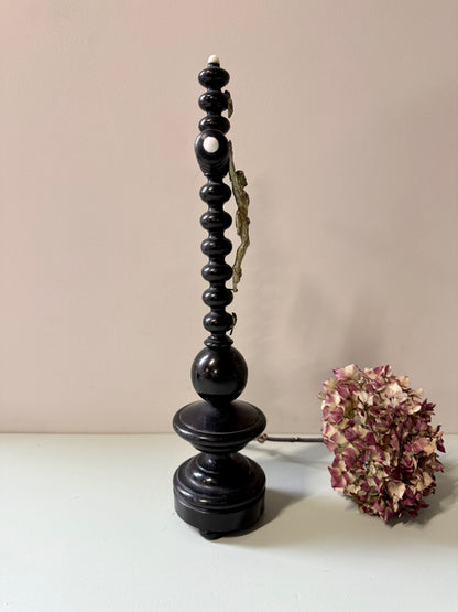 Crucifix en bois avec Christ en métal