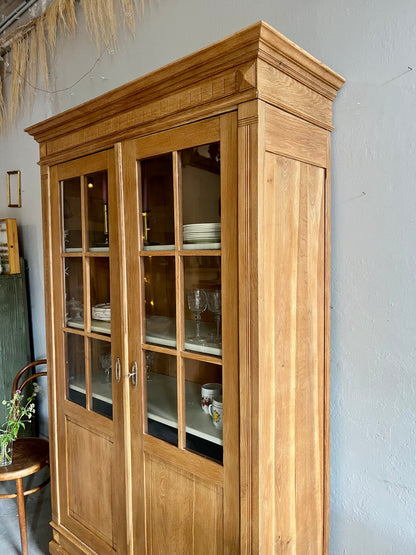 Armoire vitrée ancienne rénovée 2 portes  Meubles Patine