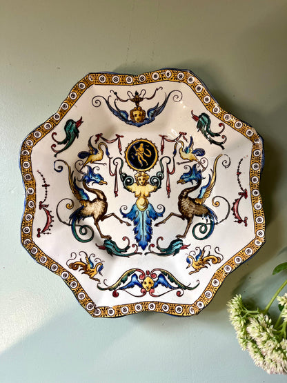 Assiette en faïence de Gien – décor Renaissance  Vaisselle Patine