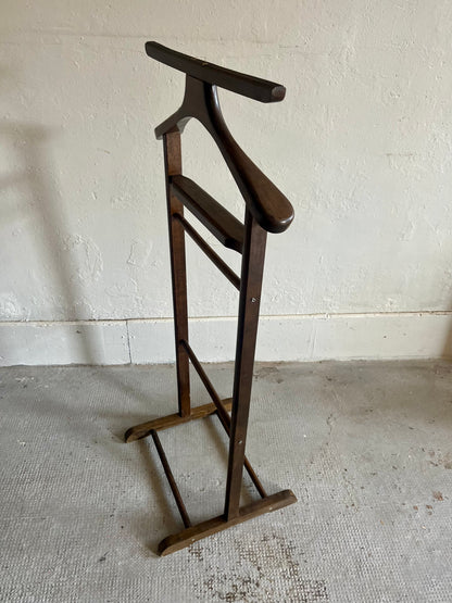 Valet ancien en bois   Patine