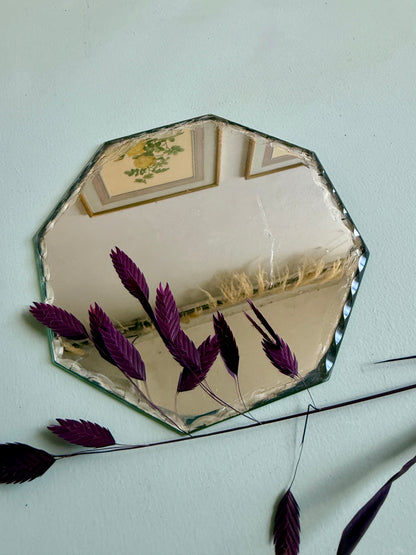 Miroir octogonal rebord ciselé