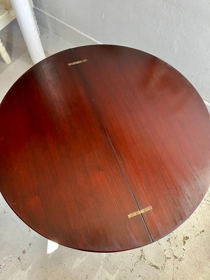 Table demi-lune acajou style Louis XVI