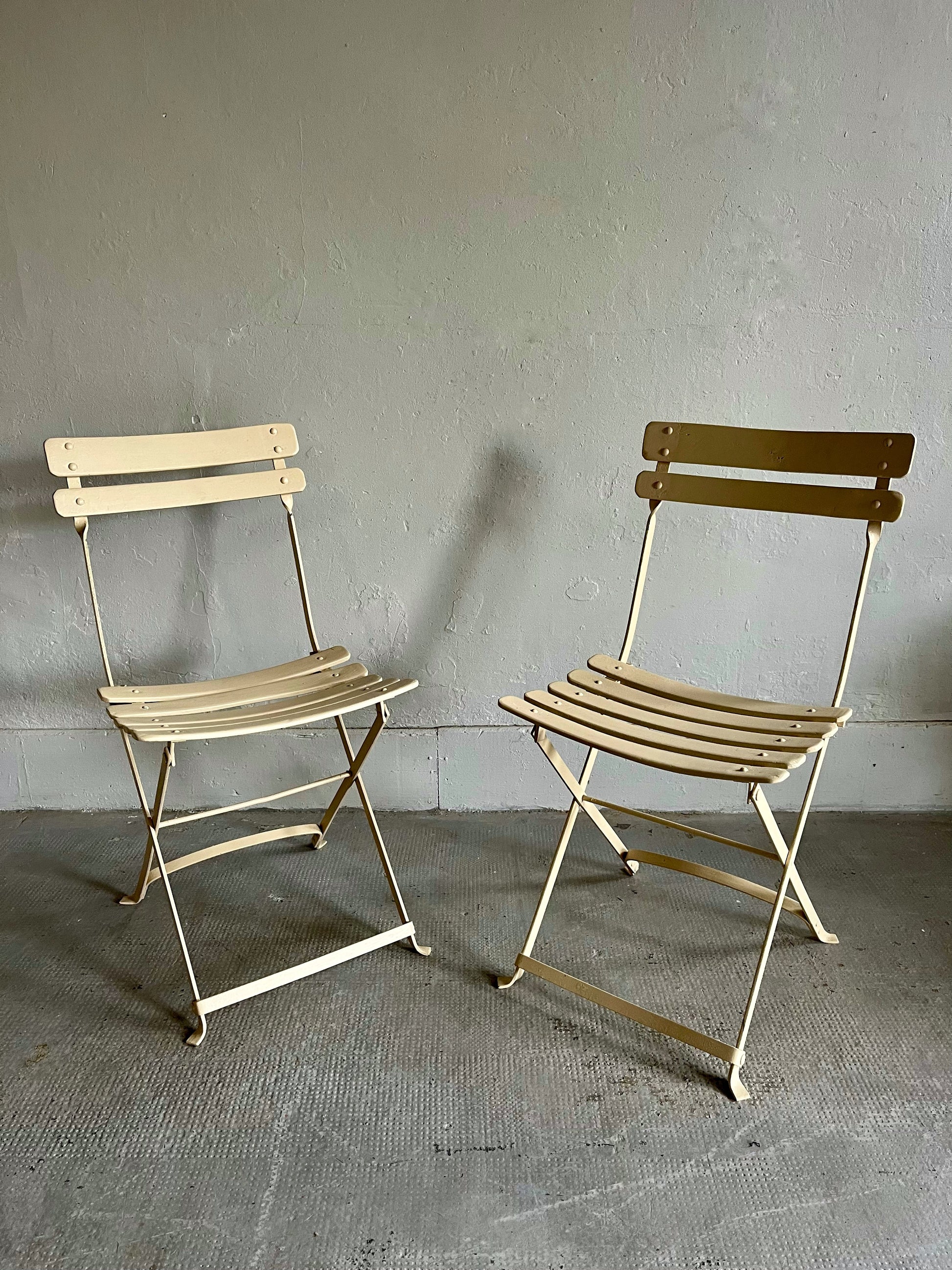 Paire de chaises de jardin anciennes  Meubles Patine