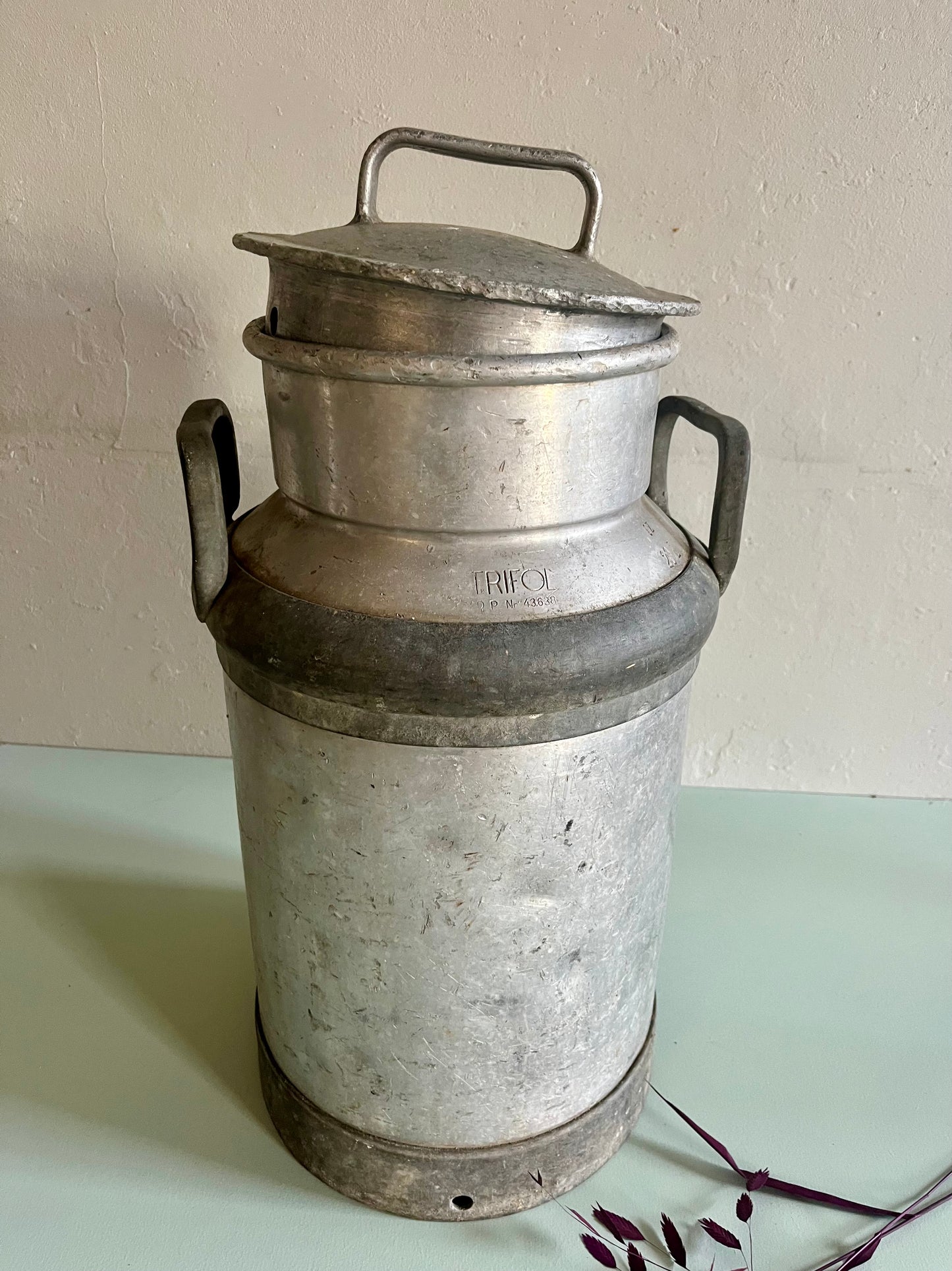 Pot à lait ancien  Décoration Patine