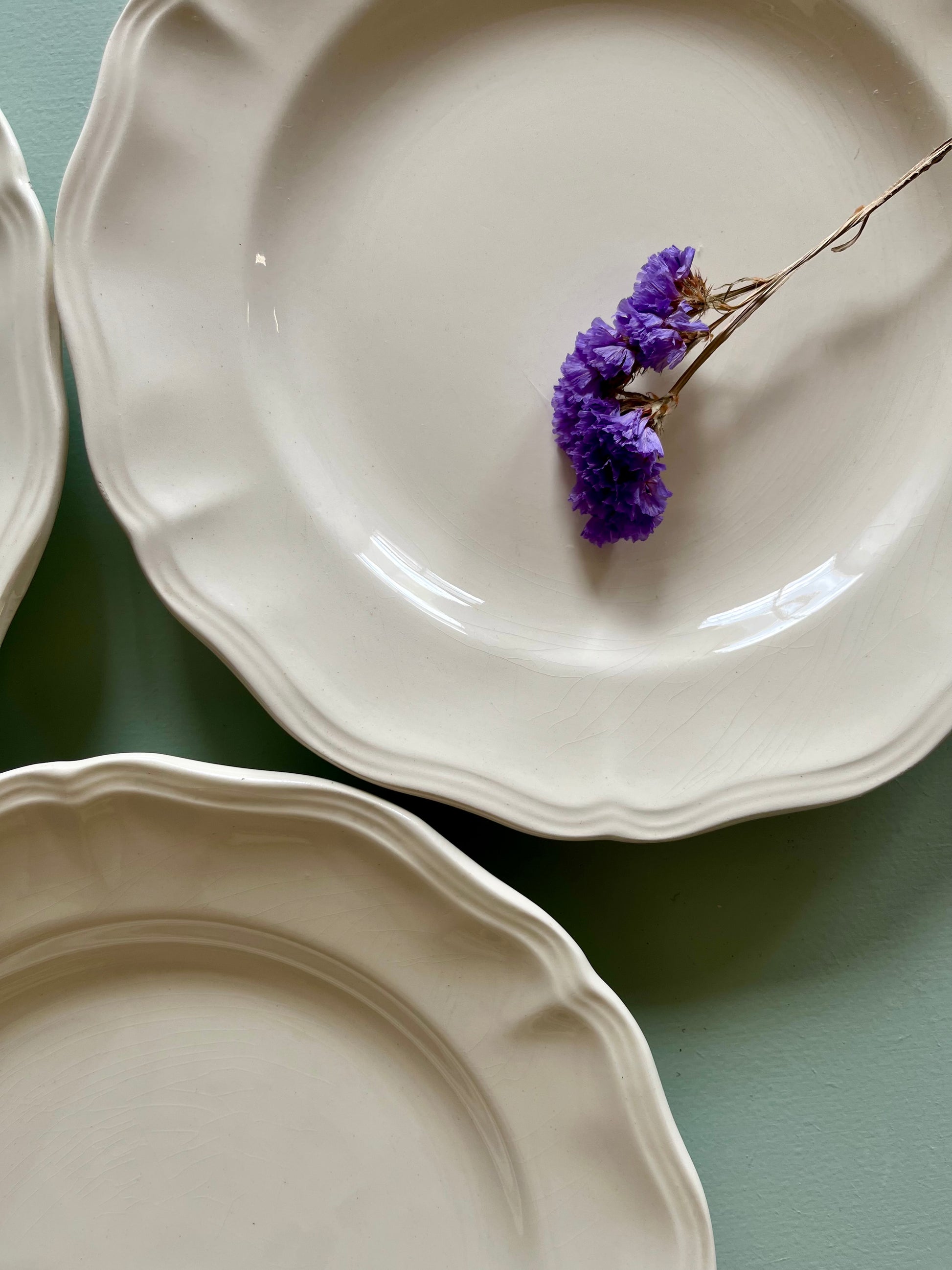 Assiettes plates Sarreguemines beige- lot de 3   Patine