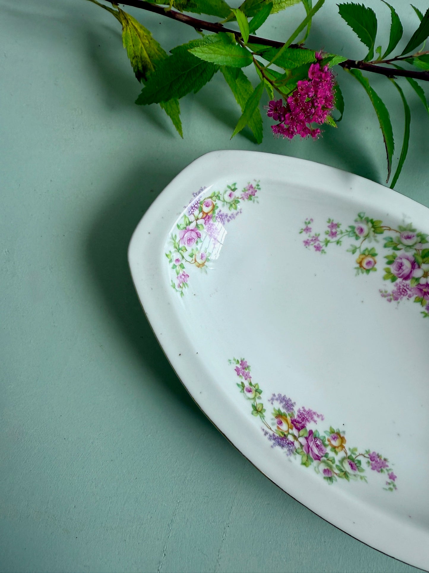 Ravier à petites fleurs