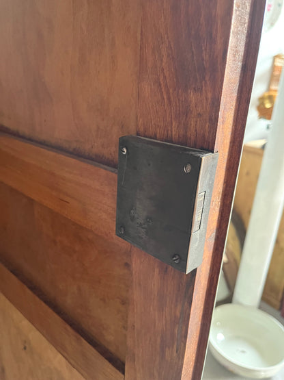 Armoire verte style parisienne   Patine