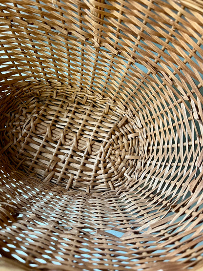 Panier en osier vintage