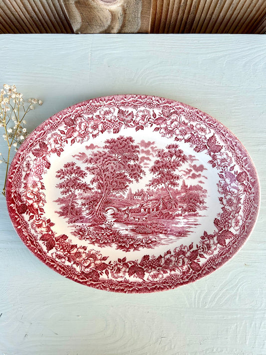 Plat ovale en faïence rouge style anglais