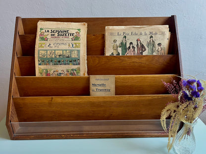 Présentoir à livre vintage en bois   Patine