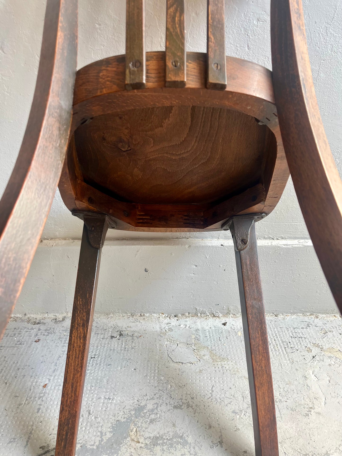 Chaise bistrot ancienne