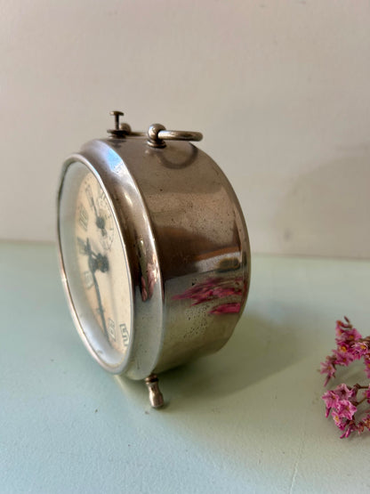 Réveil métallique vintage Japy