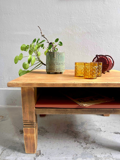 Table basse patiné en bois