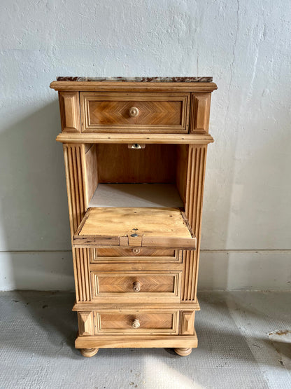 Chiffonnier en bois et marbre
