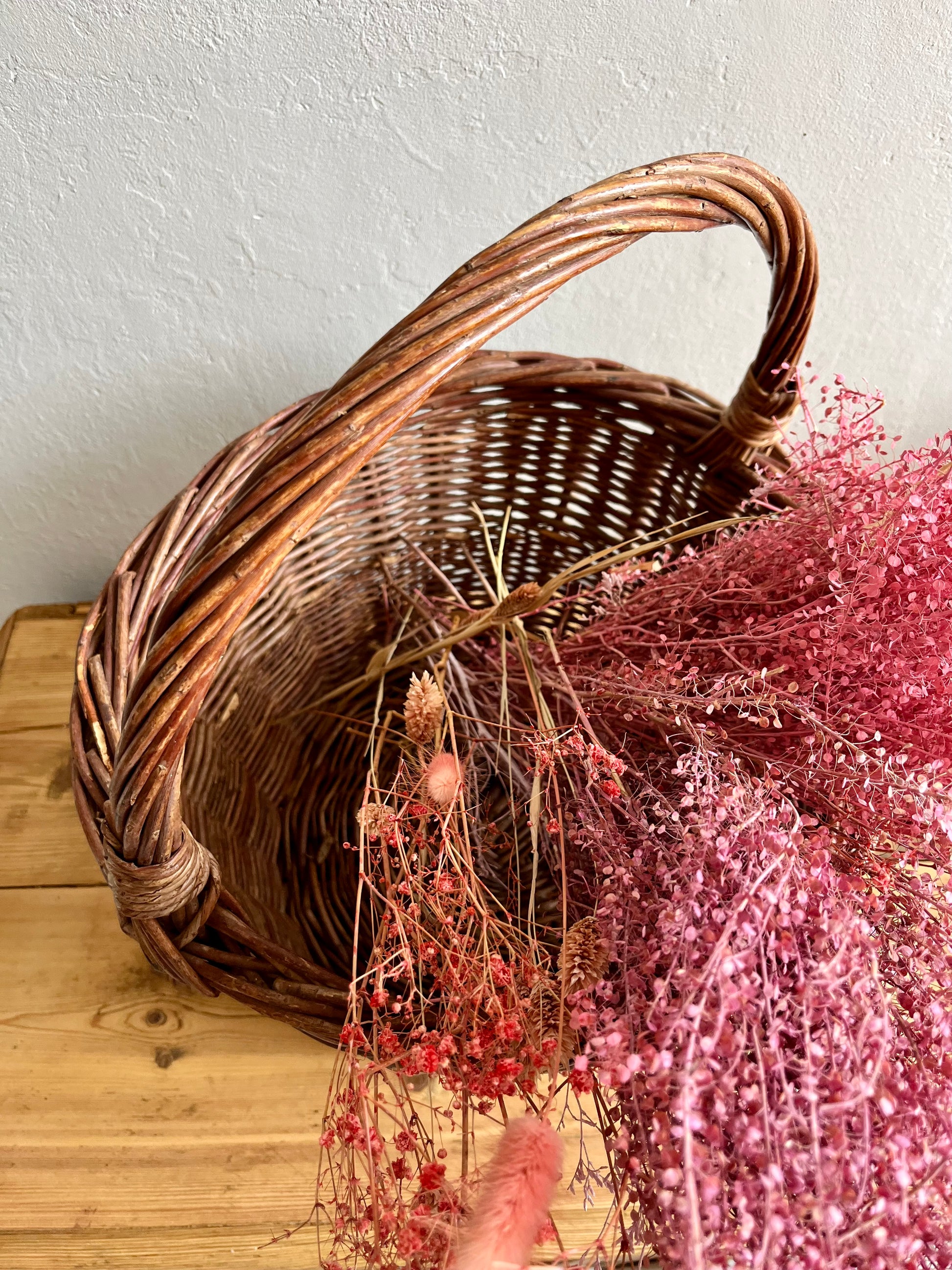 Panier en osier ancien   Patine