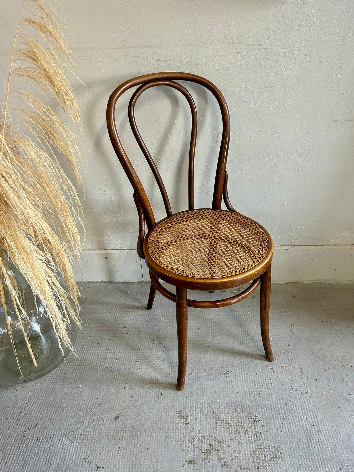 Chaise bistrot assise cannage - type  18 Thonet   Patine