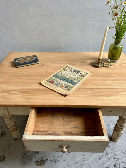 Table basse de ferme patinée