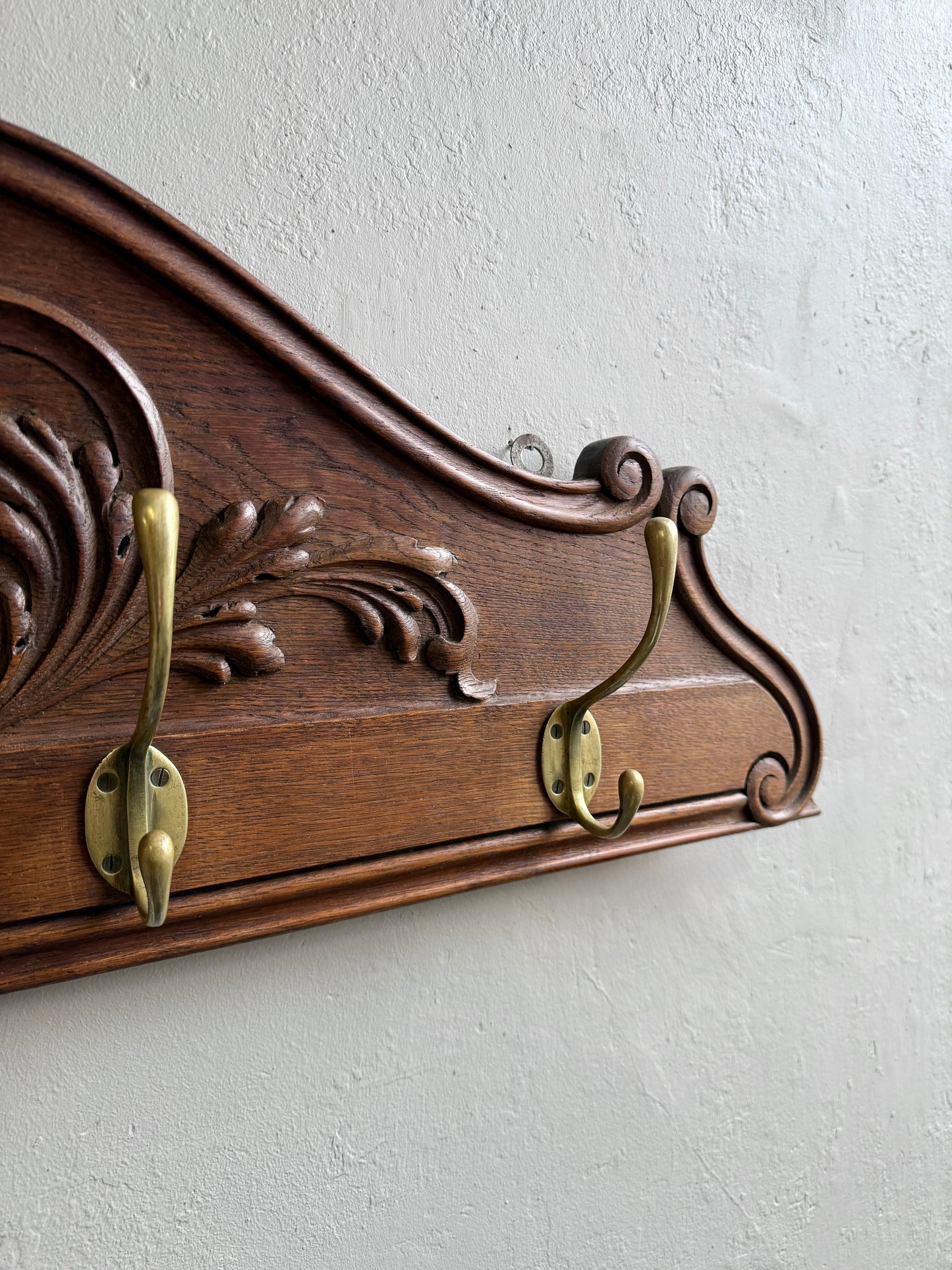 Portemanteau en bois sculpté - 5 crochets