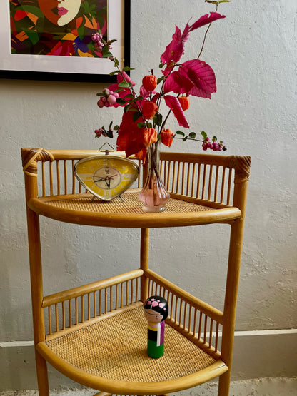 Étagère d’angle vintage en bambou  Meubles Patine